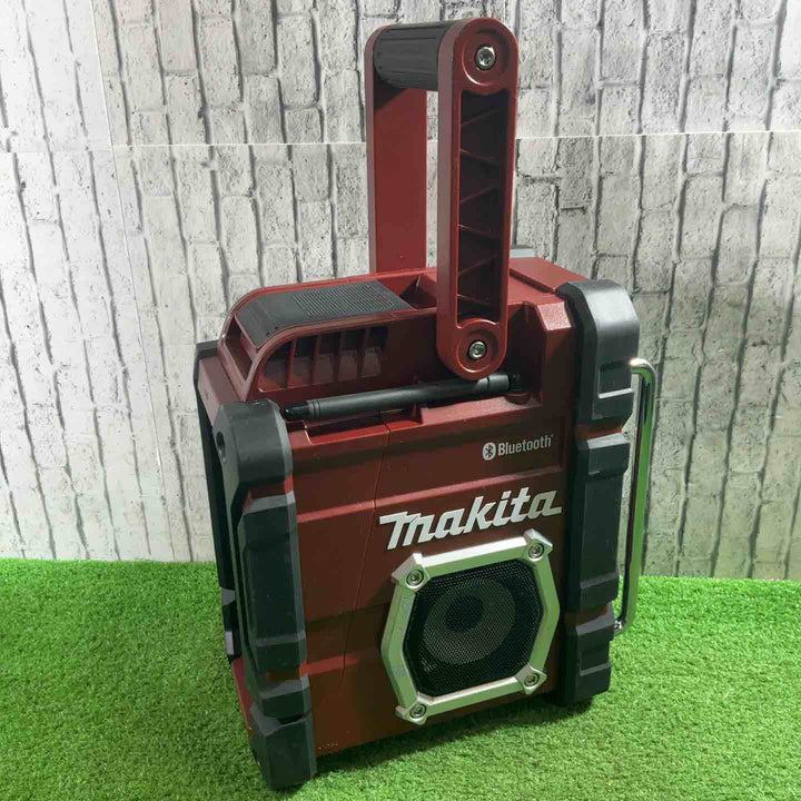 ◇マキタ(makita) コードレスラジオ MR108AR(限定色：オーセンティックレッド) 本体のみ【川口店】