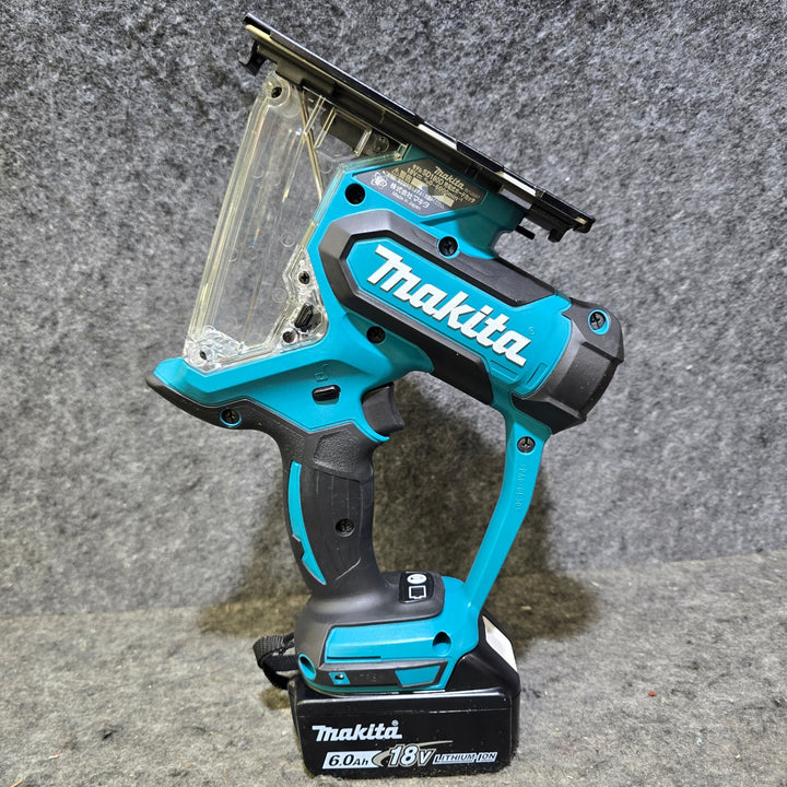 【中古品(本体、バッテリ美品)・新品刃付き！】マキタ(makita) コードレスボードカッタ SD180DRGX【桶川店】