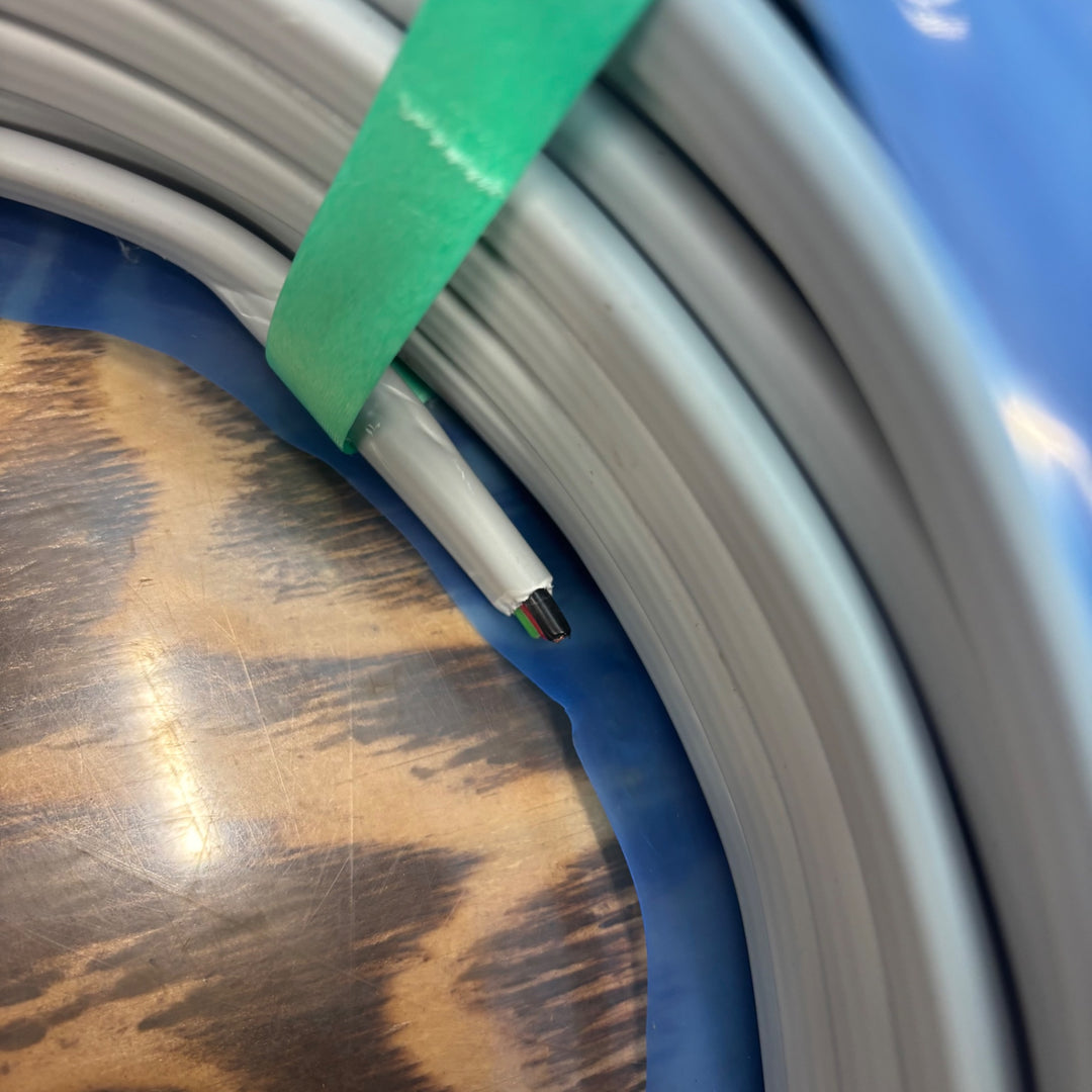 【未使用品】弥栄電線 EM EEF/F タイシガイセン 3×2.0mm 100m エコ電線【電材館越谷店】