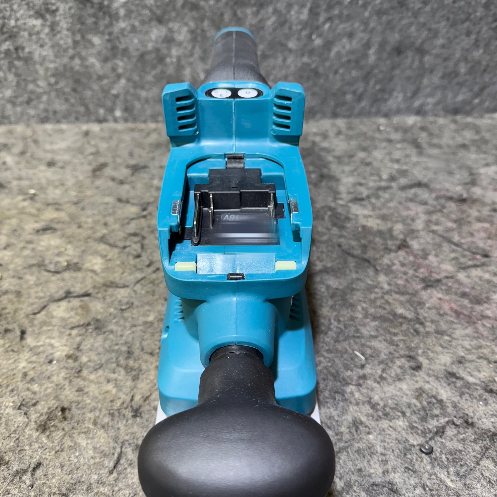 中古品】☆マキタ(makita) コードレス仕上サンダー BO380DZ【桶川店