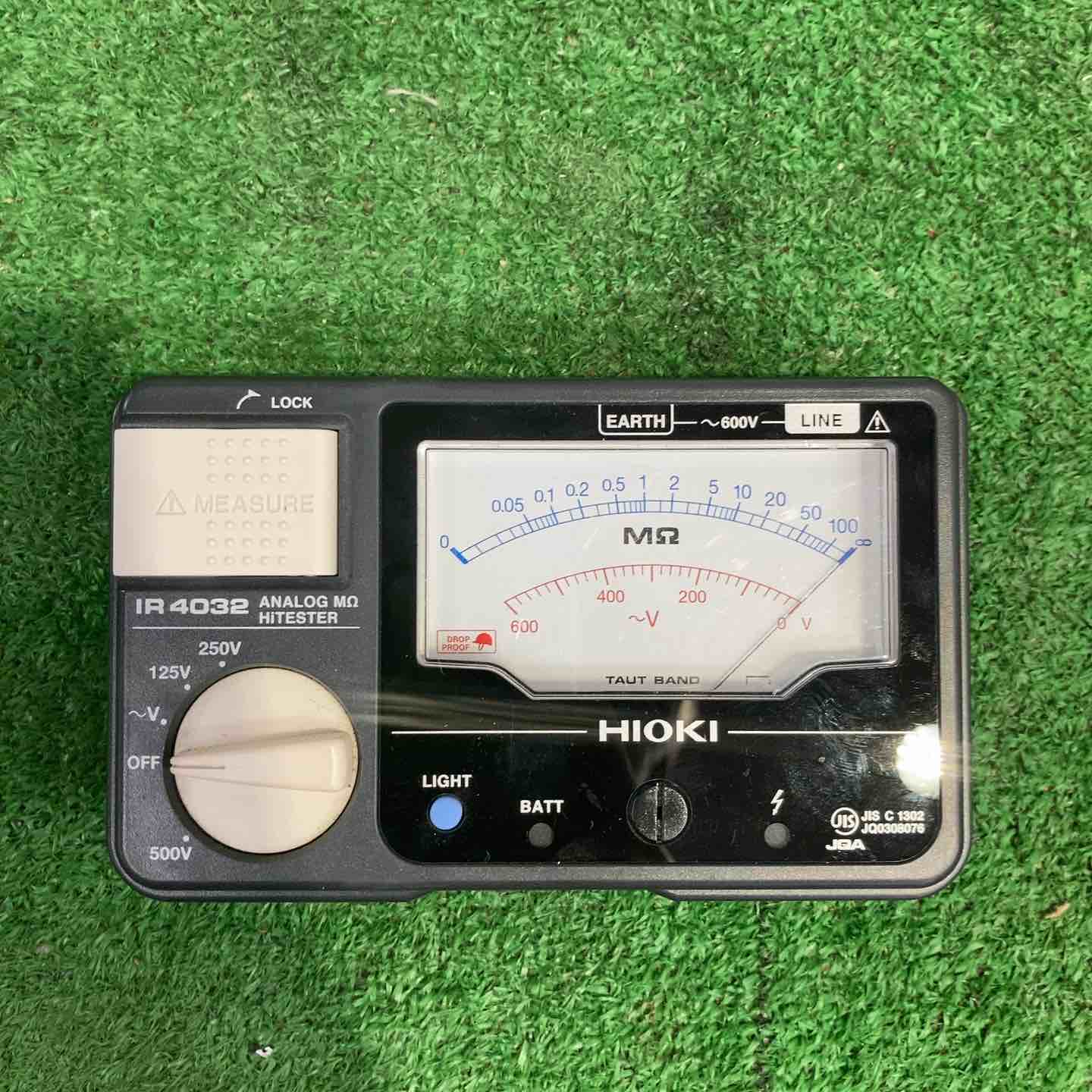 日置電機(HIOKI) アナログメグオームハイテスター 3レンジ 絶縁抵抗計 IR4032【町田店】 日置電機(HIOKI) アナログメグオームハイテスター 3レンジ 絶縁抵抗計