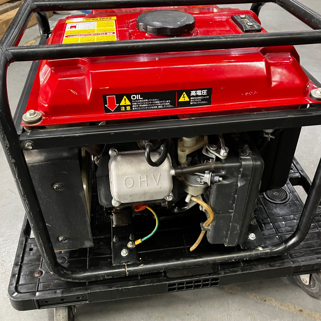 【店頭受取り限定】〇ワキタ(MEIHO) インバーター式ガソリン発電機 HPG3000i 定格出力3.0kVA【川口店】