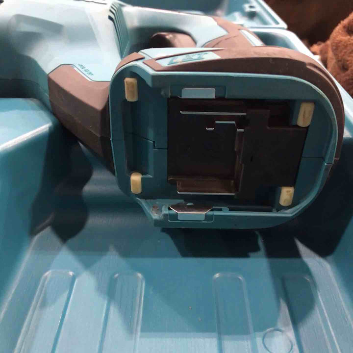 ★マキタ(makita) コードレスレシプロソー JR187DZK【川口店】