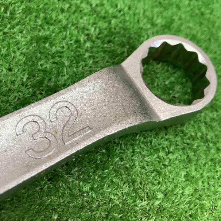 KTC 京都機械工具 45°×6°ロングめがねレンチ M5-3032【富山店】◇BR