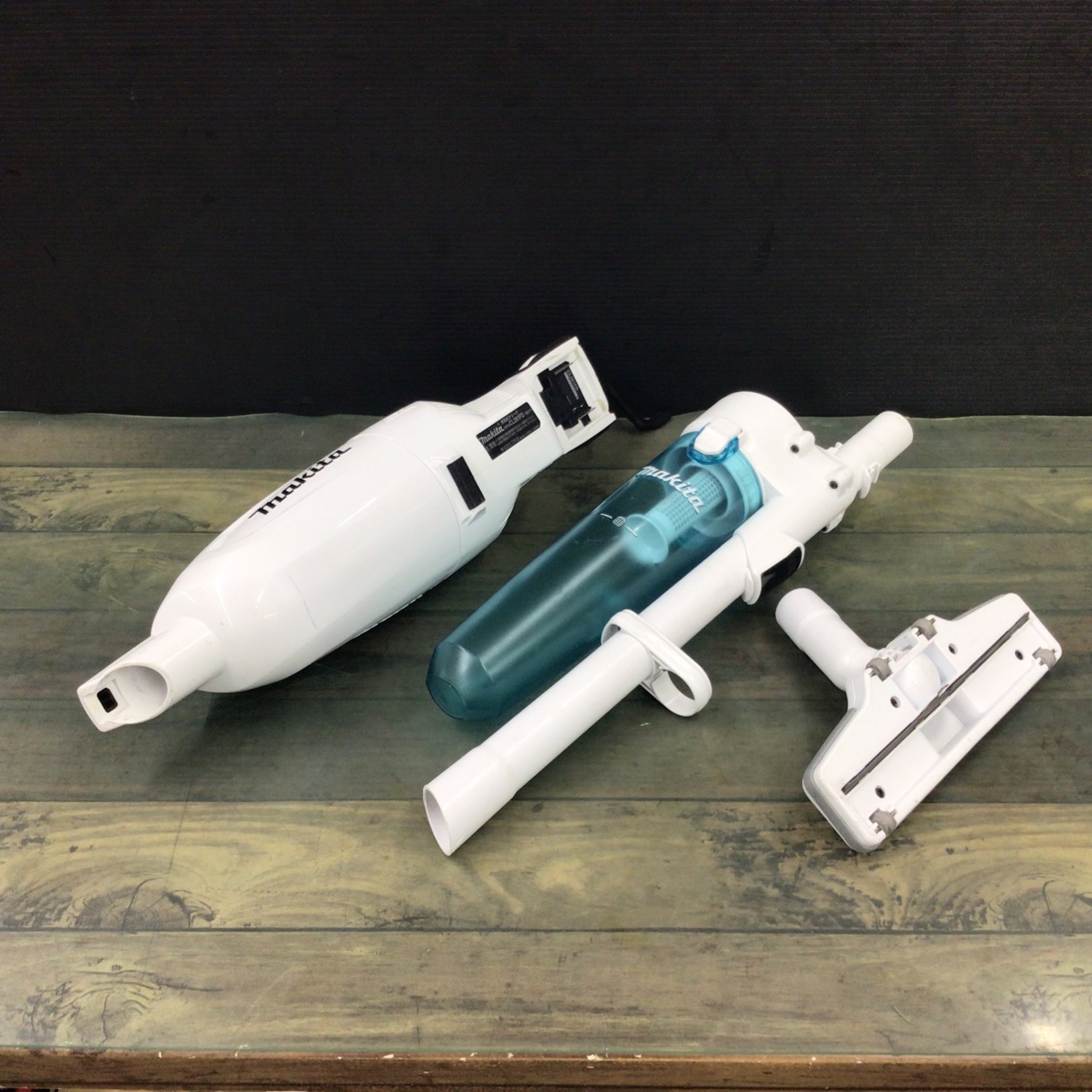 Makita マキタ　掃除機　CL281FD マキタ CL281FD 18V 充電式クリーナ カプセル式&ワンタッチスイッチ