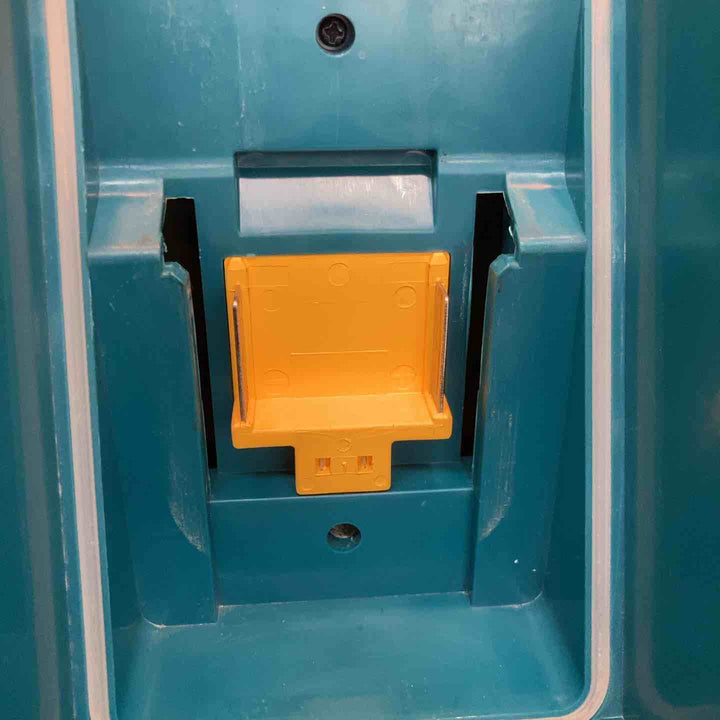 ★マキタ(makita) コードレススタンドライト ML811【八潮店】