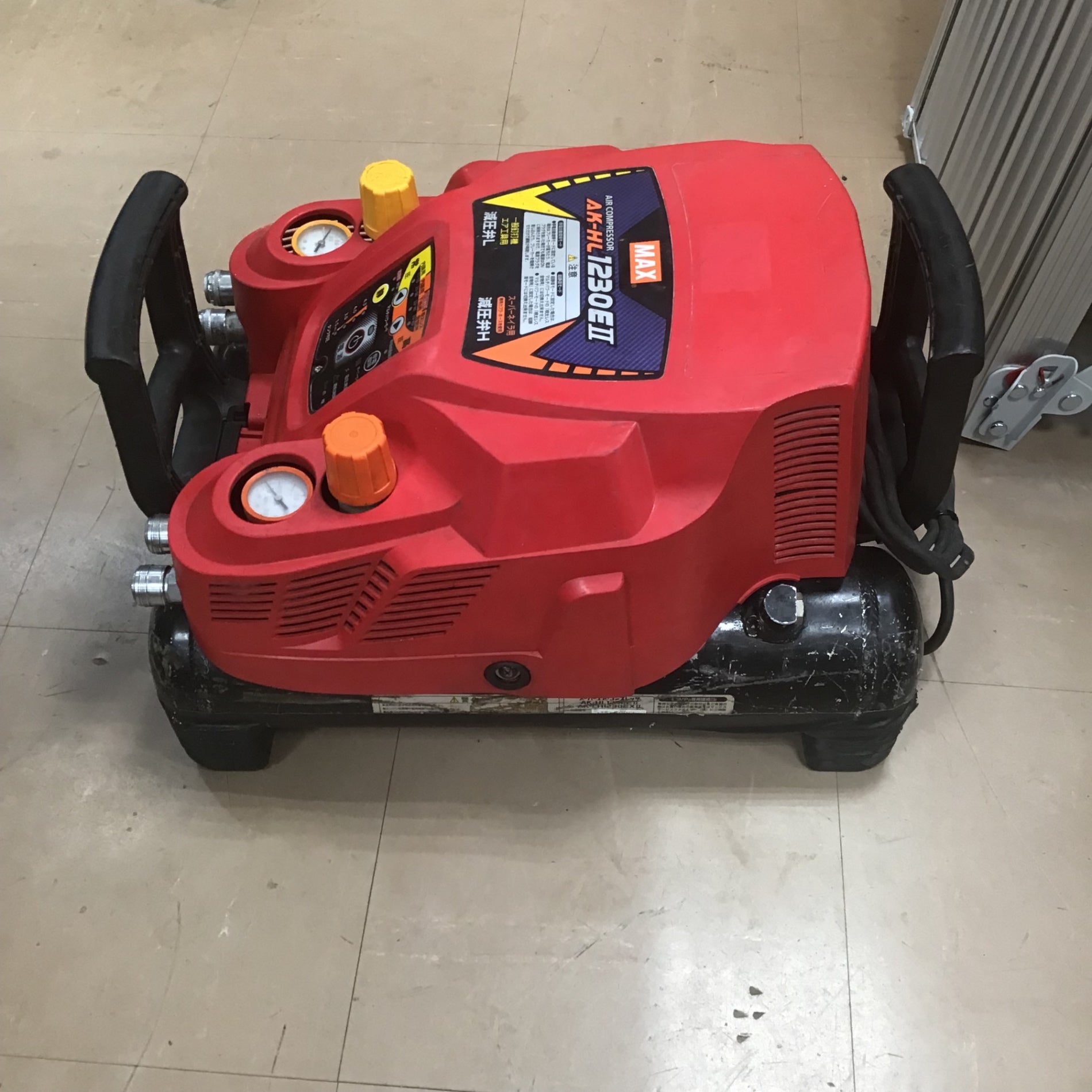 マックス 常圧高圧コンプレッサー AK-HL1230E2