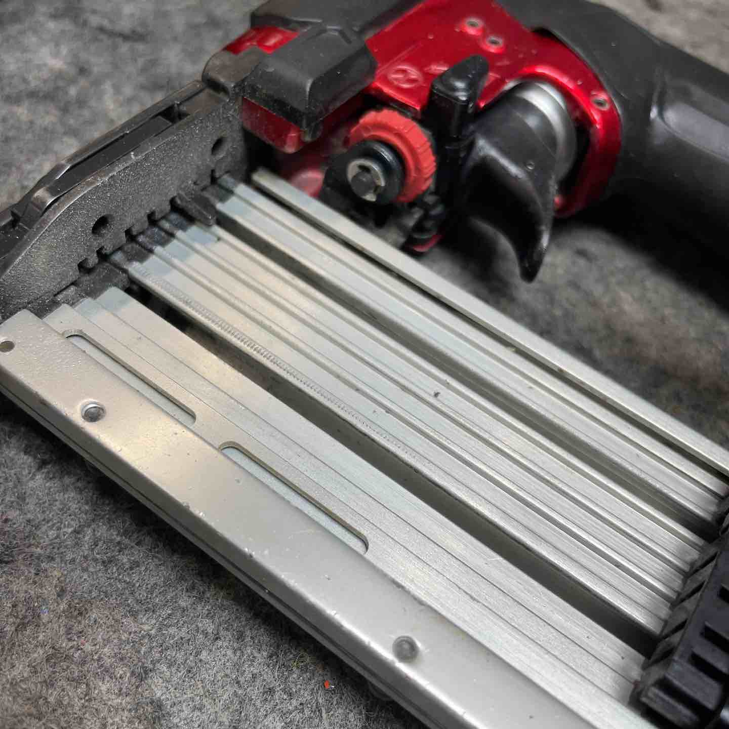マキタ(makita) 高圧ピンネイラ AF502HP【桶川店】 – アクトツール