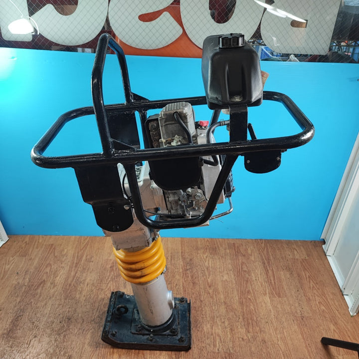 【店頭受取り限定】明和　エンジンランマ　RT-50R【岩槻店】