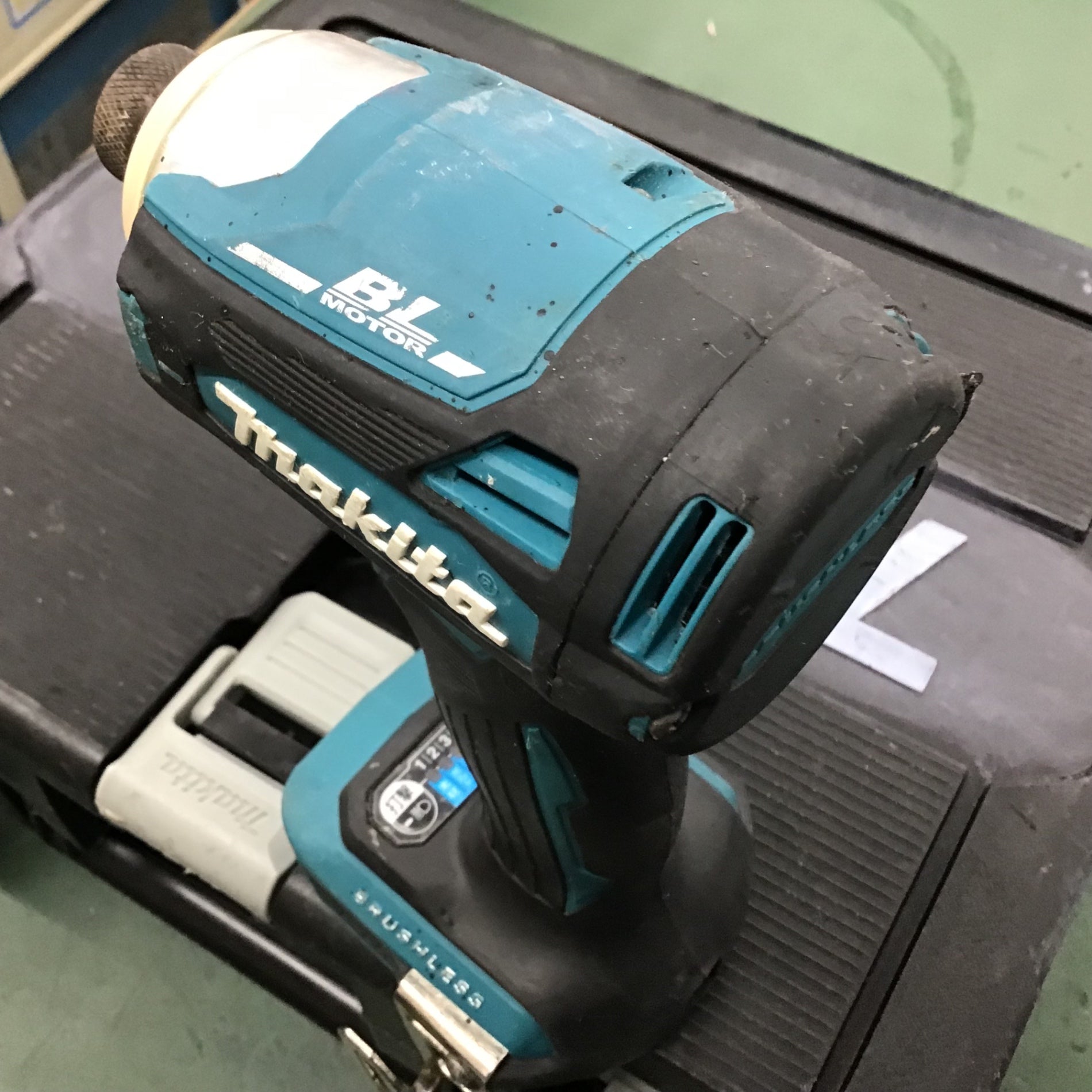 マキタ TD172DRGX 18V 充電式インパクトドライバー【リライズ市川行徳店】【店頭取引限定】【中古】IT8JOHDLSCPK Amazon | マキタ インパクトドライバTD172(18V)青 トルク180Nm 6.0Ah