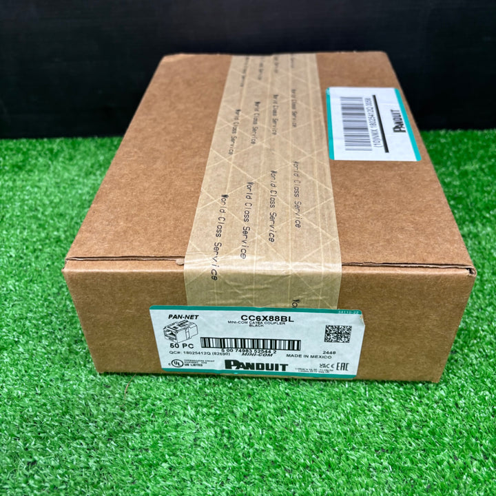 【未使用品】PANDUIT CAT6A JJ中継アダプタ 50個入モジュラー コネクタ アダプタ CC6X88BL【電材館越谷店】