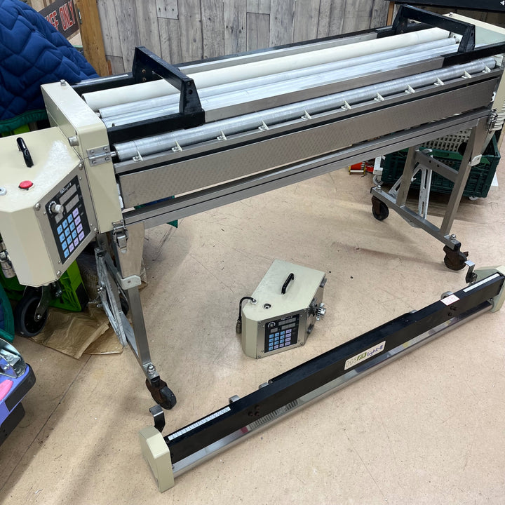 【中古現状品/店頭受取り限定】◇極東産機 自動クロス糊付け機 Hiβ Light-2【東大和店】