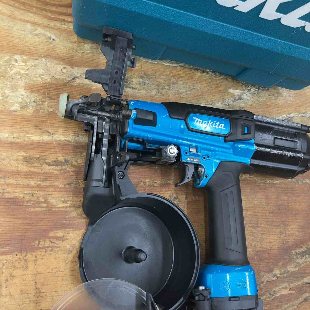★マキタ(makita) 高圧エアネジ打ち機 AR411HRM【柏店】