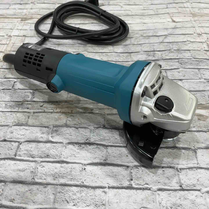 ☆マキタ(makita) 100mmディスクグラインダ 9533B【川口店】
