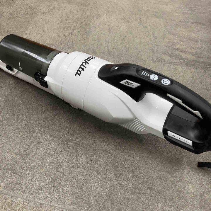 ★マキタ(makita) コードレスクリーナー CL286FDZW【川崎店】