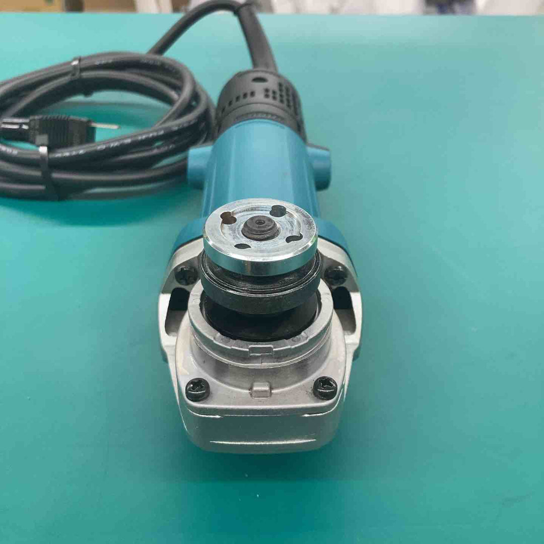 ☆マキタ(makita) 100mmディスクグラインダ 9533BL【戸田店】