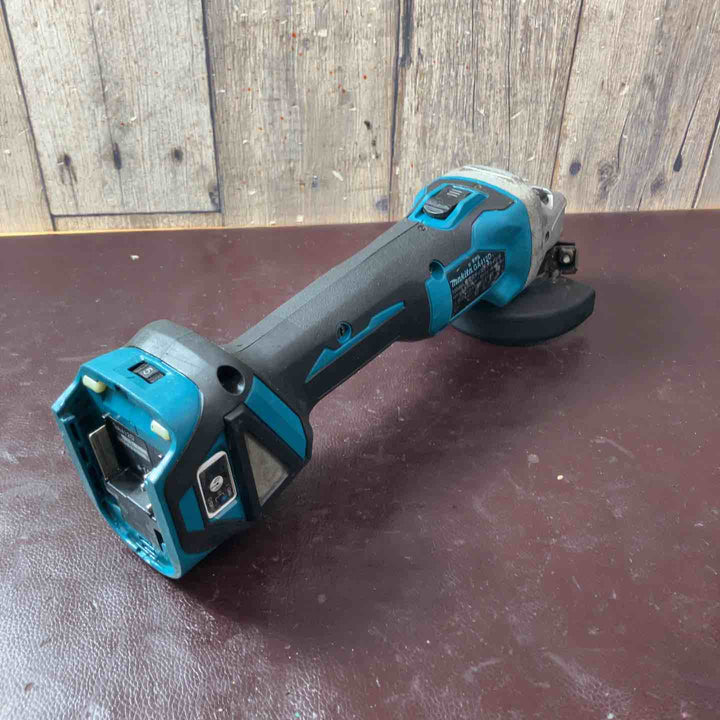 【中古品】★マキタ(makita) 100mmコードレスディスクグラインダ GA412DRG【東大和店】