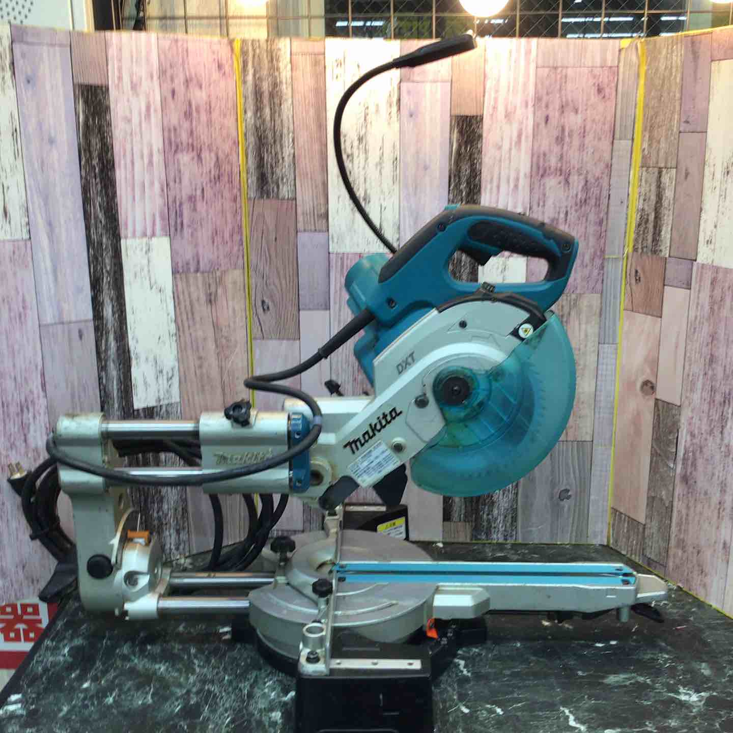 中古】マキタ Makita LS0612FL スライドマルノコ ※レーザー少し弱い 中古】マキタ Makita LS0612FL スライドマルノコ ※レーザー少し弱い