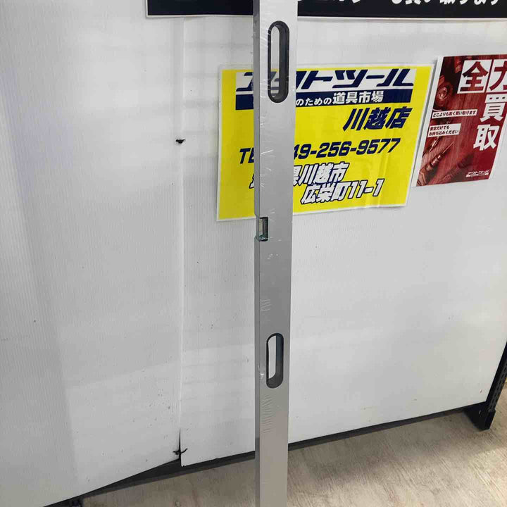【店頭受取り限定】友定建機 アルミ定規 1800ミリ 握り穴・レベラー付 TAJ-1800HL【川越店】