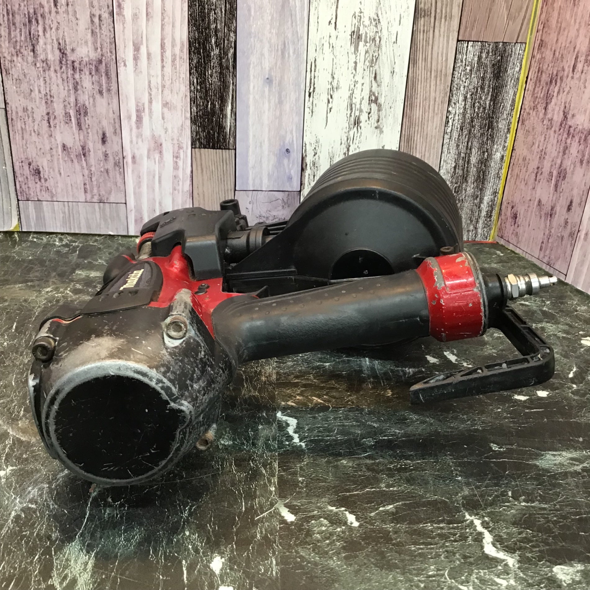★マキタ(makita) 高圧エア釘打ち機 AN930H【八潮店】 ☆マキタ(makita) 高圧エア釘打ち機 AN930H【八潮店】 – アクトツール