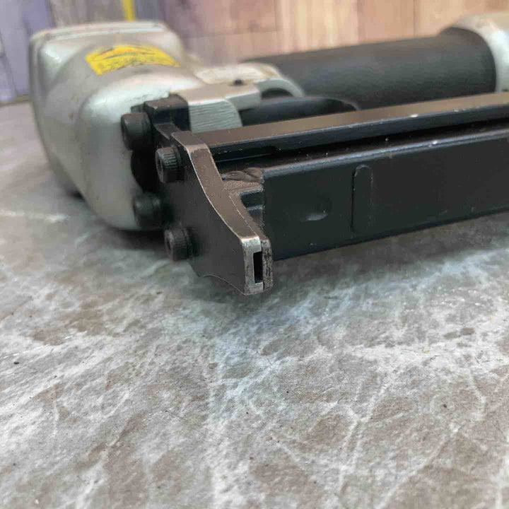 ★マックス(MAX) 常圧エアタッカ TA-225LU/4J【八潮店】