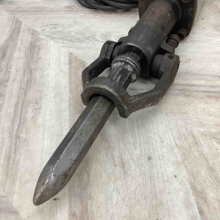 ◇マキタ(makita) 電動ハンマ HM1800【越谷店】