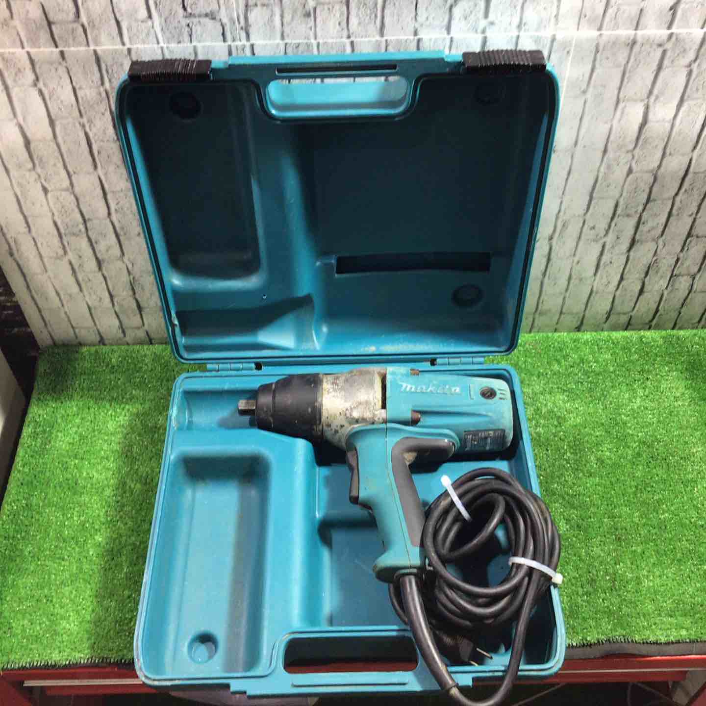 MAKITA マキタ インパクトレンチ TW0350 ブルー ケース付 コード式