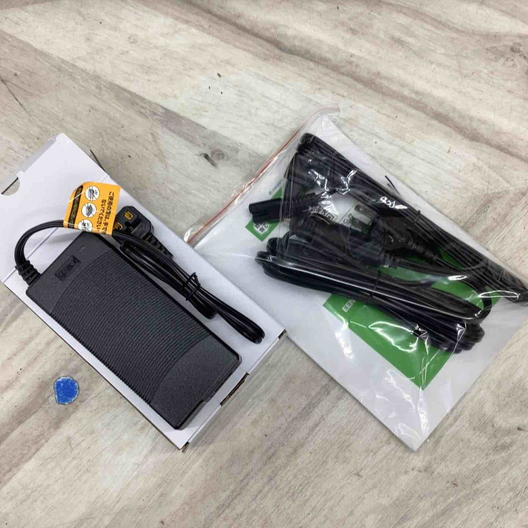 EENOUR コードレス冷温庫 D18 PRO バッテリー2個セット DB01 容量, 18リットル. 定格消費電力, 39W. 設定温度, -20℃～60℃.【越谷店】