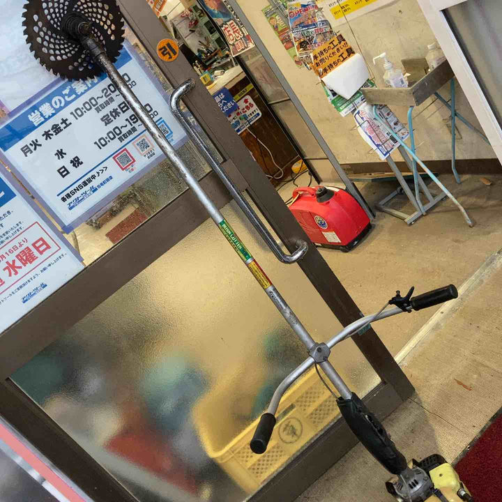 【店頭受取り限定】草刈り機　エンジン　NB40　ロビン　燃料タンク破損　ジャンク　【町田店】