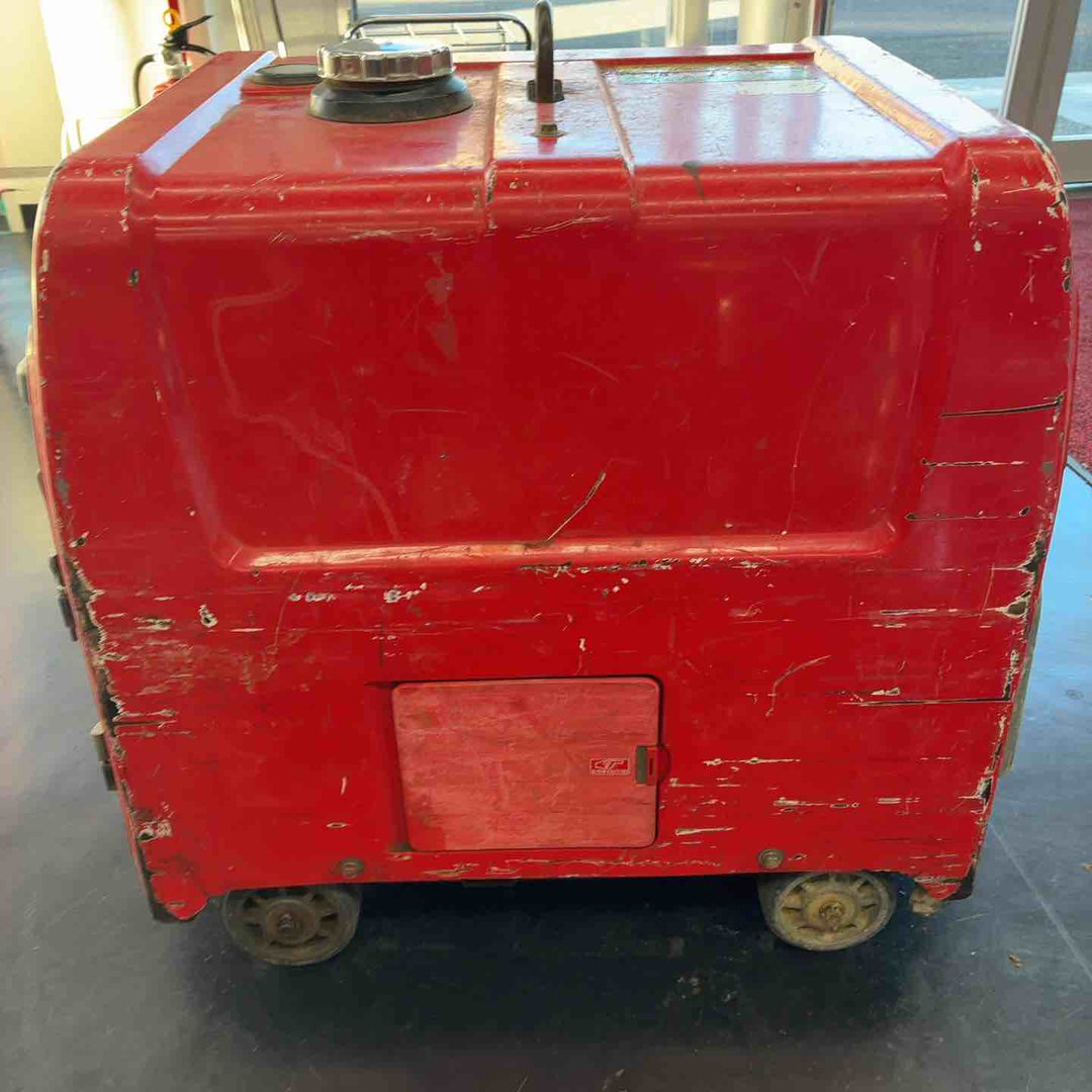 【現状品/店頭受取り限定】 やまびこ産業機械 新ダイワ EGW185M-ISTエンジン溶接機 【藤沢店】