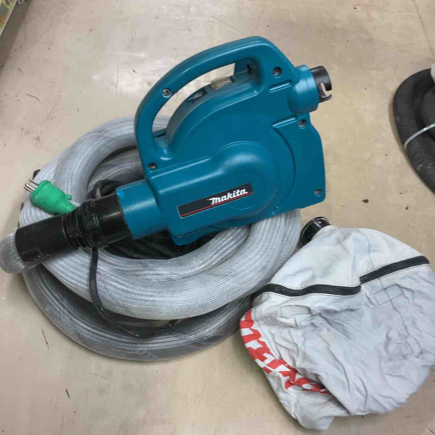 ☆マキタ(makita) 小型集じん機 乾式 450(P)【鴻巣店】 – アクトツール