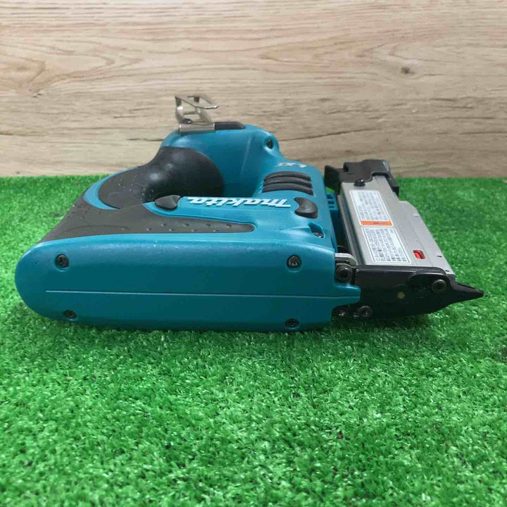 ◇マキタ(makita) コードレスピンタッカ PT351DZK【町田店】