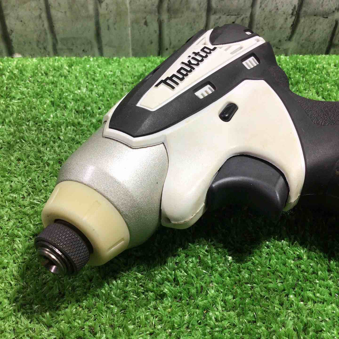 ☆マキタ(makita) コードレスインパクトドライバ TD090DWXW【川口店】