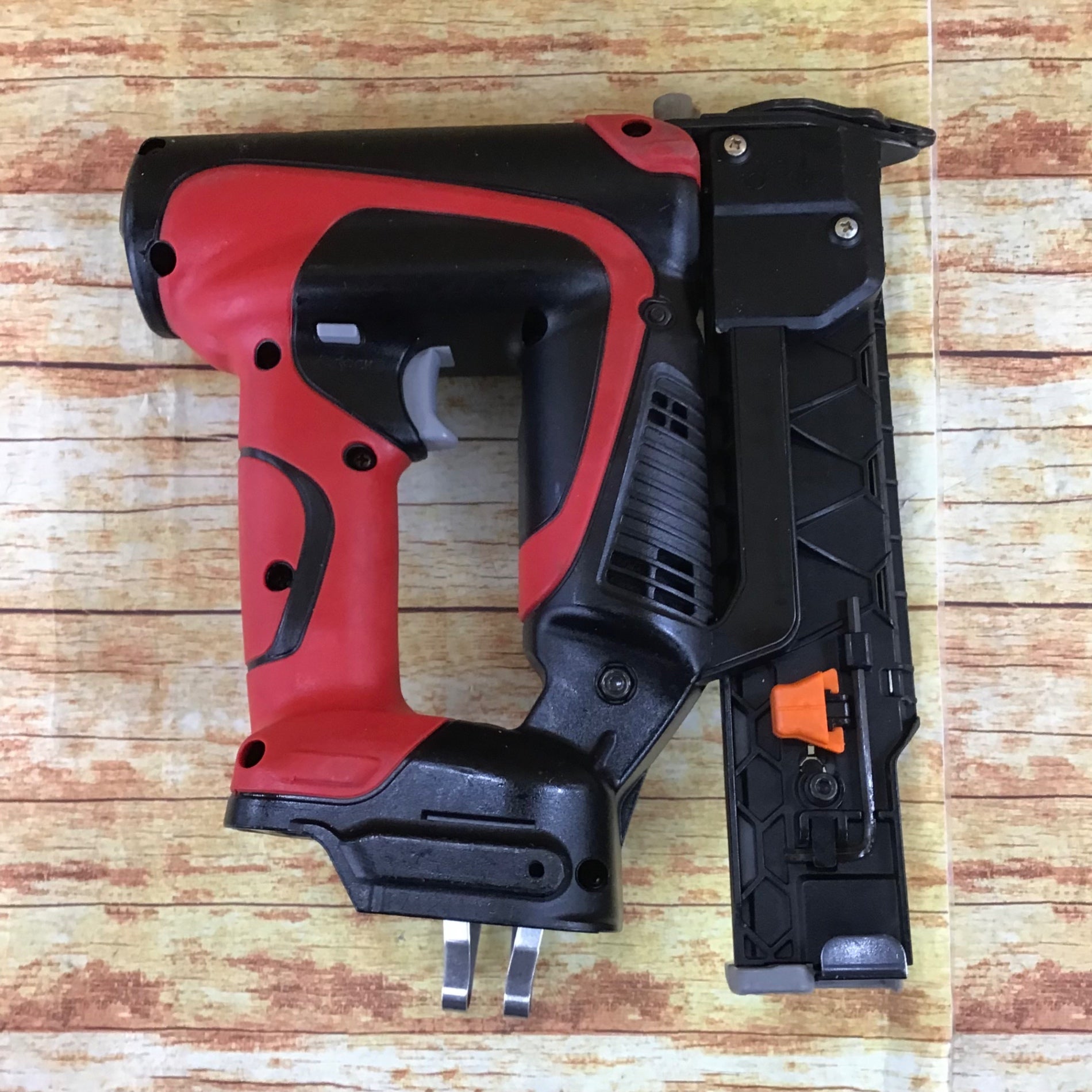 マックス(MAX) コードレスフィニッシュネイラTJ-35FN1 マックス(MAX) コードレスフィニッシュネイラTJ-35FN1