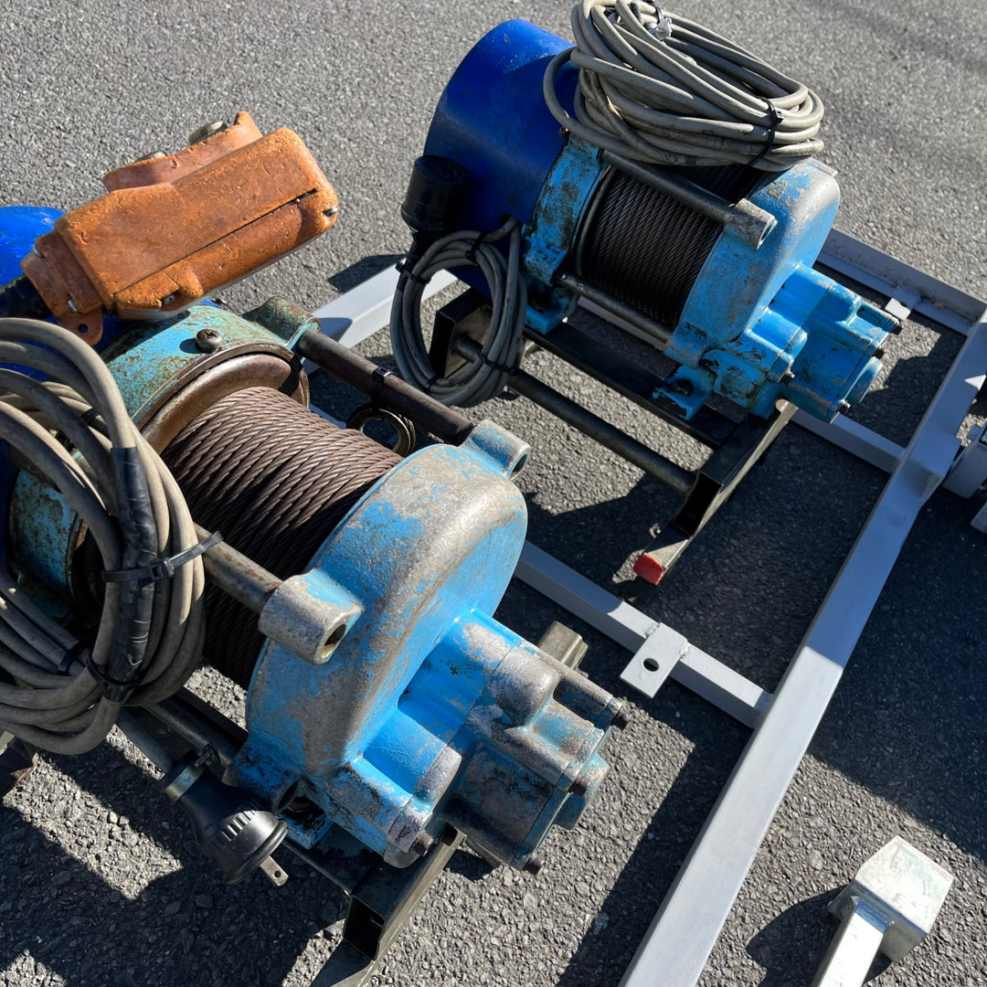 【中古品/店頭受取り限定】ユニパー(UNIPER)UP-103P パワーコメット UP-703N2 2台セット 荷揚げ機・瓦揚げ機【東大和店】