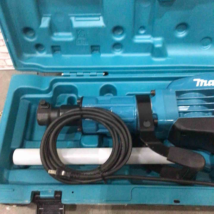 【店頭受取り限定】★マキタ(makita) 電動ハンマ HM1317C【川口店】