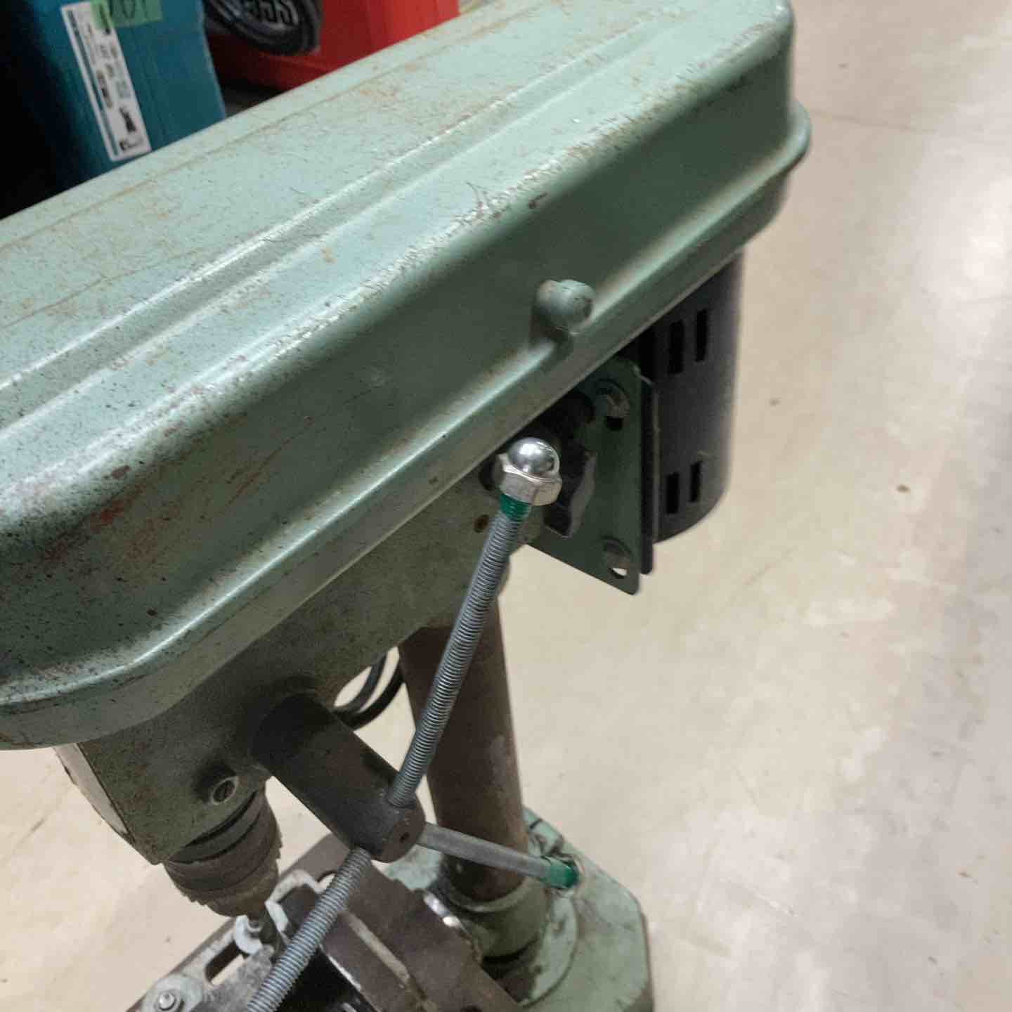 店頭受取り限定】◇マキタ(makita) 卓上ボール盤 TB130【町田店 店頭受取り限定】◇マキタ(makita) 卓上ボール盤 TB130【町田店