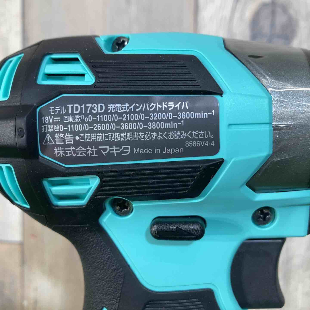 ★マキタ(makita) 18Vコードレスインパクトドライバ TD173DGXTB ターコイズブルー 側面シールに破れ有【戸田店】