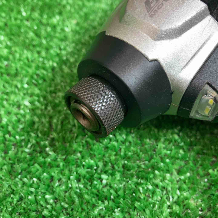 マキタ(makita) 18V充電式インパクトドライバー XDT18(海外製)【桶川店】