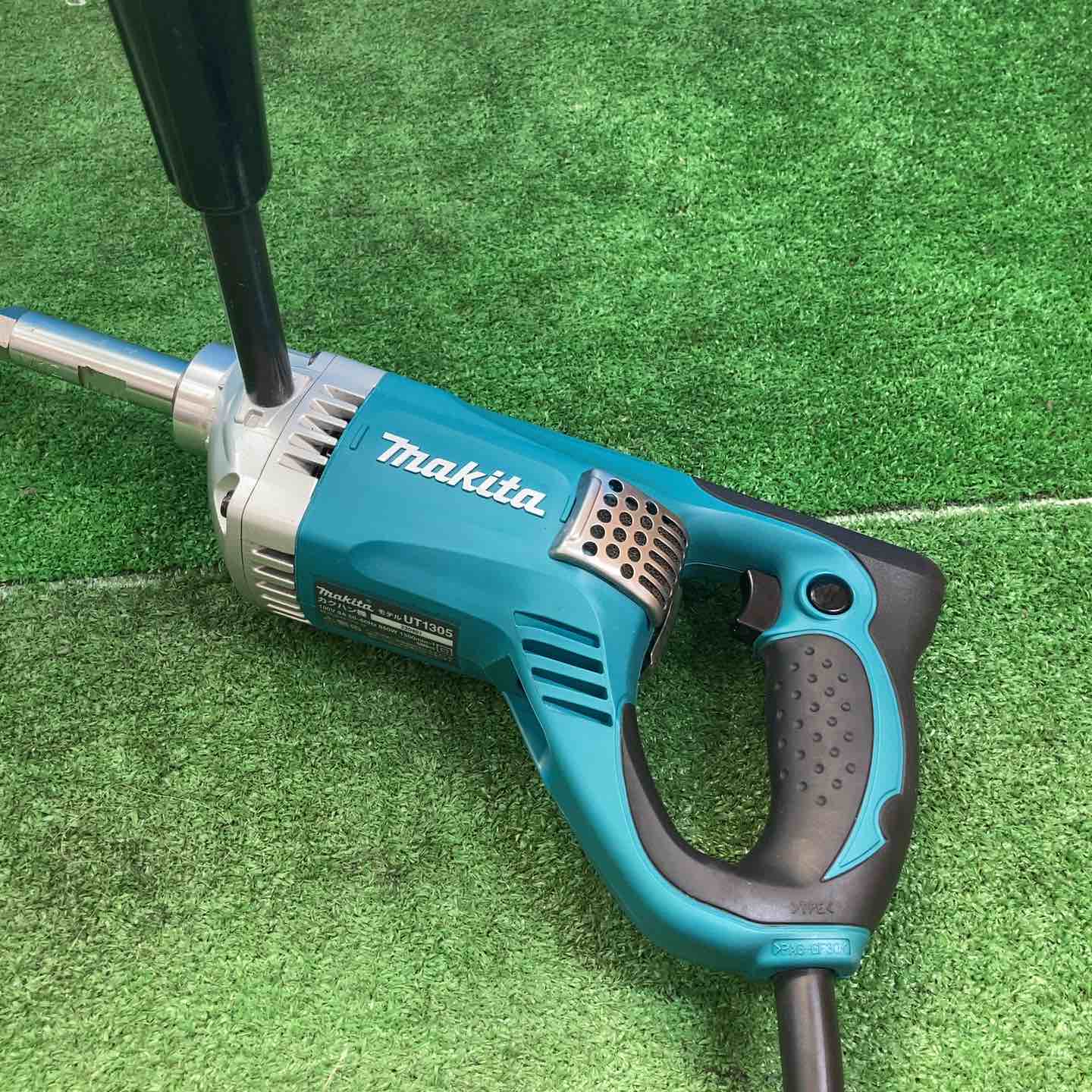 ☆マキタ(makita) コンクリートかくはん機 UT1305【岩槻店】 – アクト