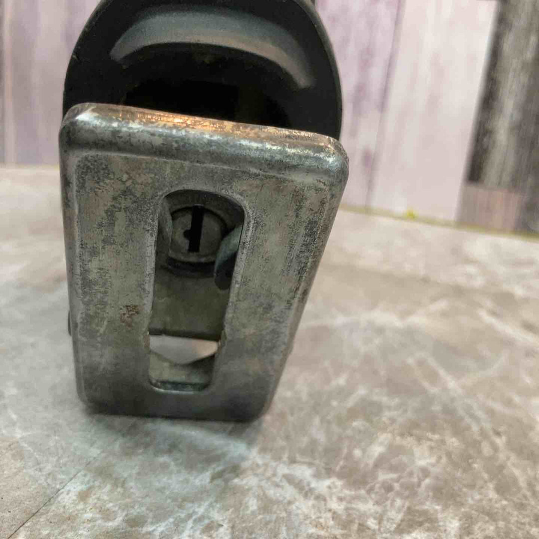 ★マキタ(makita) コードレスレシプロソー JR188DZK【八潮店】