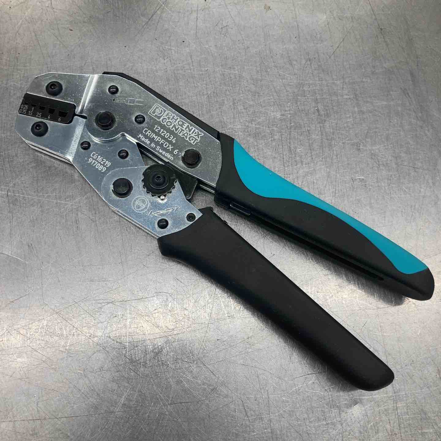 PHECNIX CONTACT/フェニックスコンタクト】 CRIMPFOX 6 棒端子専用圧着