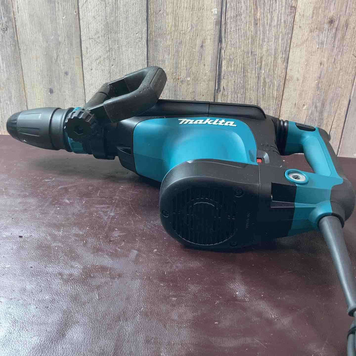【中古品】マキタ(makita) 電動ハンマ HM1213C【東大和店】