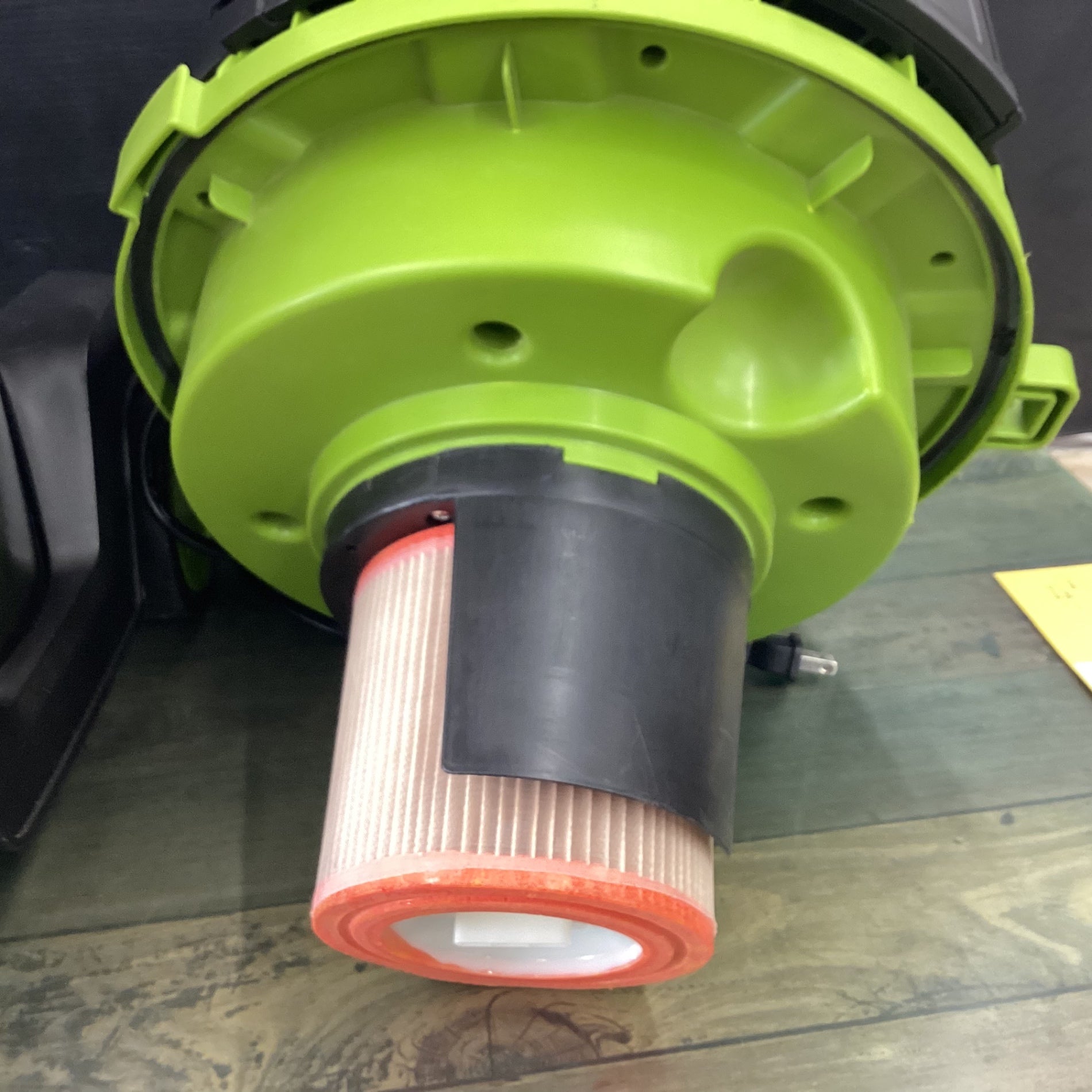 〇 ミナト 乾湿両用 業務用掃除機 バキュームクリーナー MPV-301 (容量