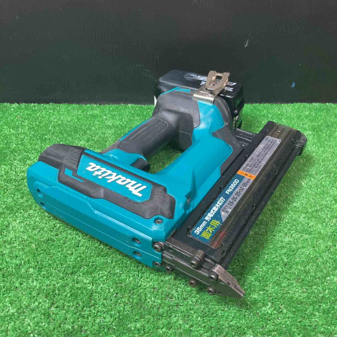 【バッテリー付き！】◇マキタ 充電式35mm面木釘打ち機 FN350DZ 18V6.0Ah×1個付き【岩槻店】