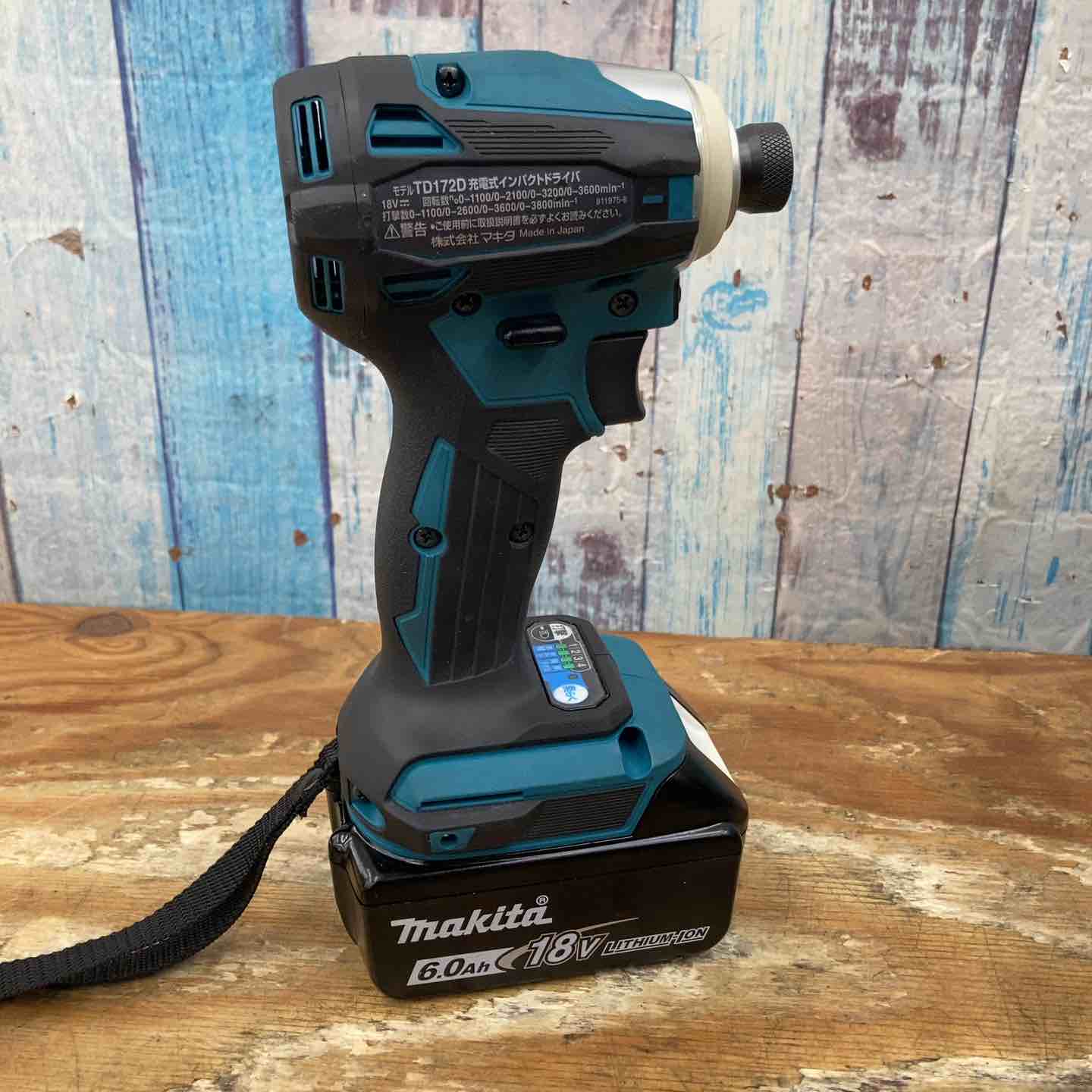 未使用品】マキタ/makita 充電式インパクトドライバ TD172DRGX 未使用品】マキタ/makita 充電式インパクトドライバ TD172DRGX