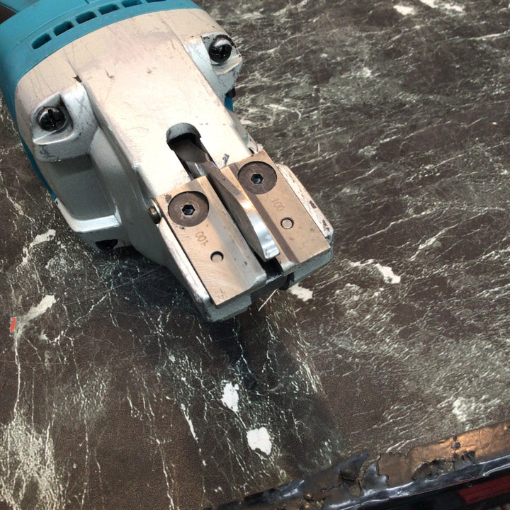 ☆マキタ(makita) コードレスストレートシャー JS161DZ【八潮店】