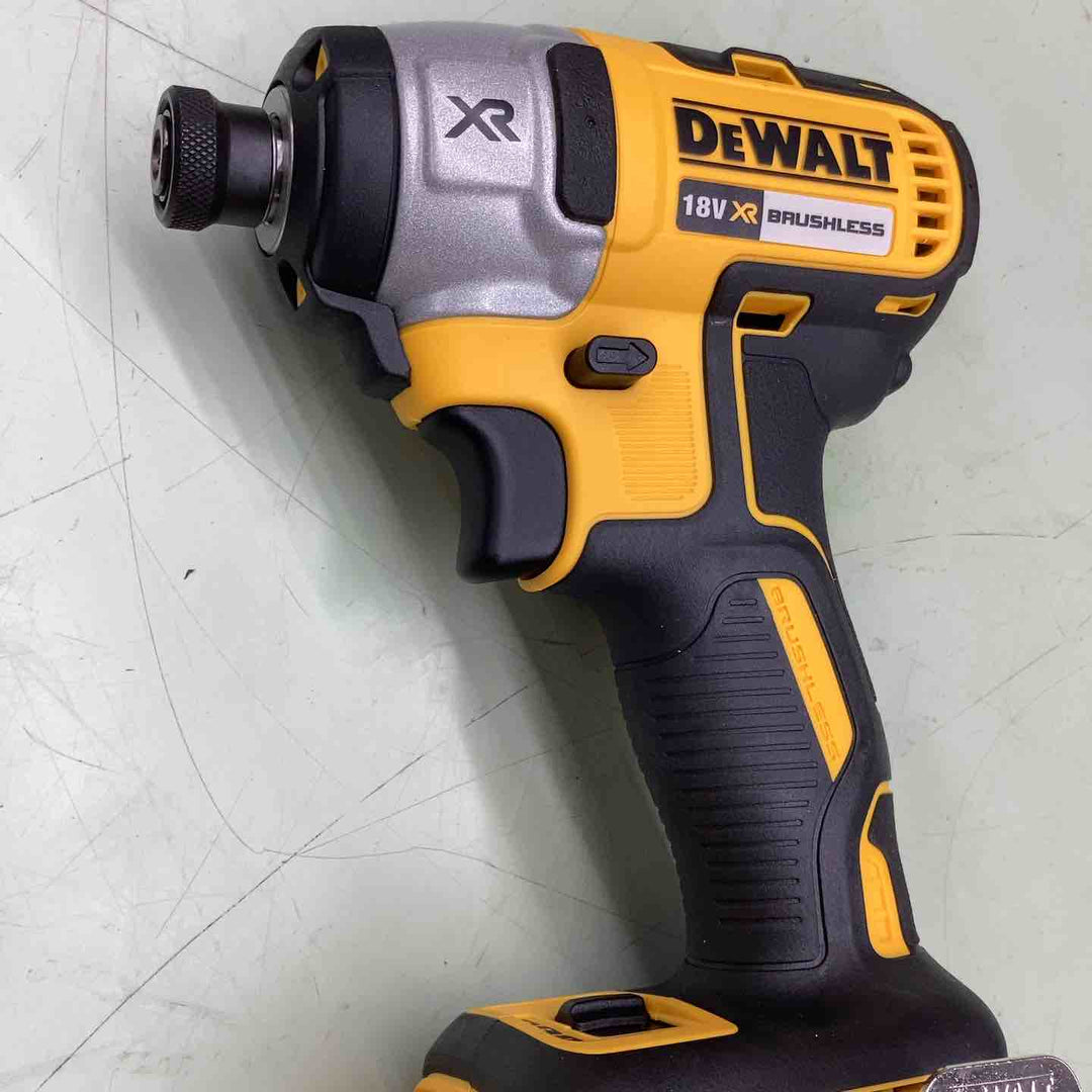 DEWALT インパクトドライバ DCF887M2【越谷店】