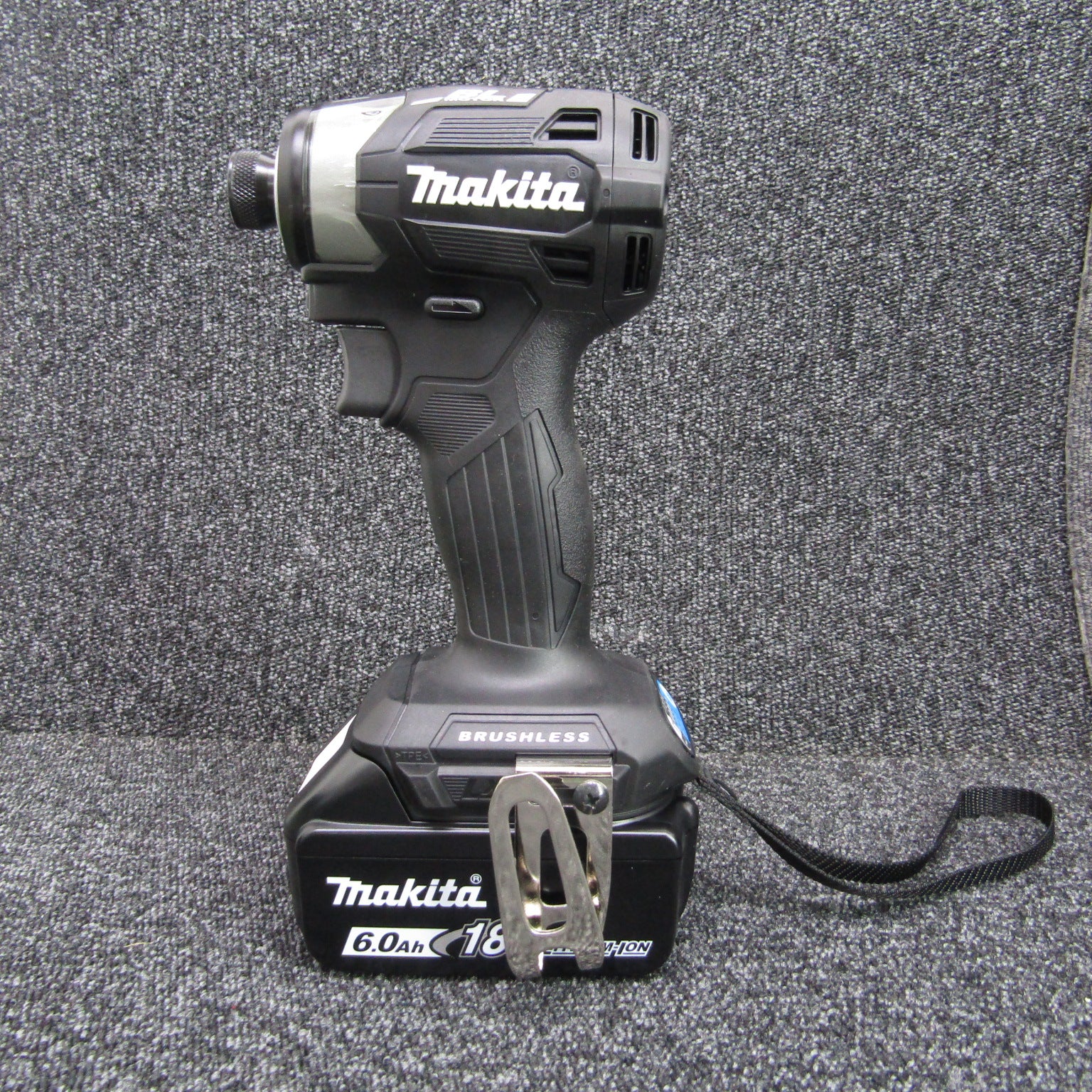 未使用品】 マキタ/makita コードレスインパクトドライバー TD173DRGXB