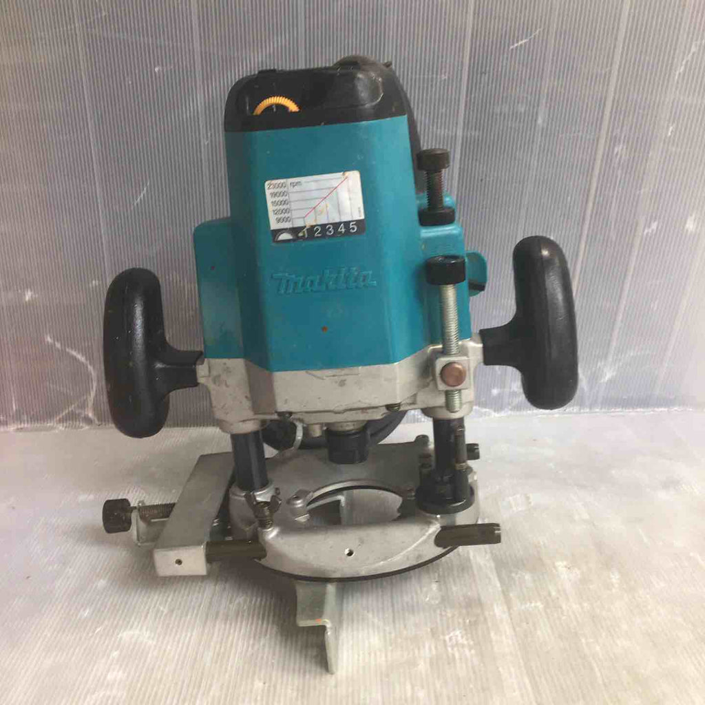 ◇マキタ(makita) 電子ルータ 3612C【草加店】 – アクトツール ◇マキタ(makita) 電子ルータ 3612C【草加店】 – アクトツール